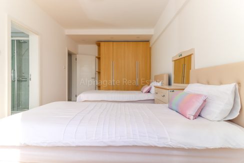 Alphagate West Peak Web Version 4 Bedroom 18